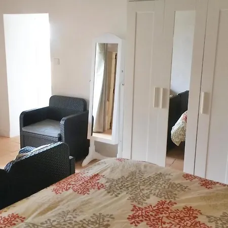 Дом отдыха Two-bedroom Holiday In Bonnes
